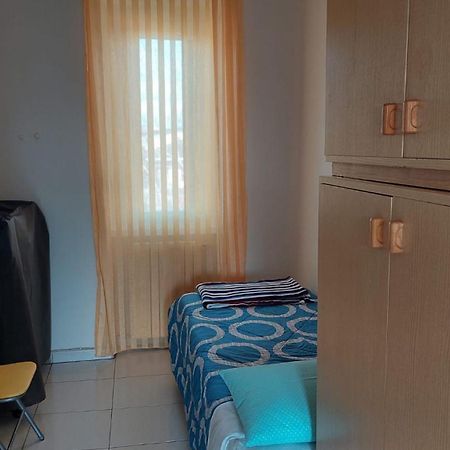 Affitti Brevi Ferrera Bilocale Ilenia 20 Minuti Da Rho Fiera E San Siro Apartment Bareggio Екстериор снимка